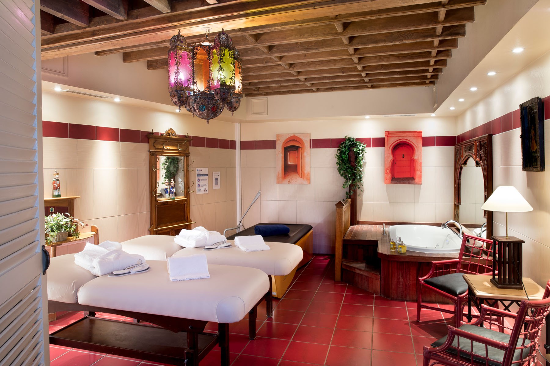 Hotel Spa Le Lion D Or Hotel Pont L Eveque Official Website