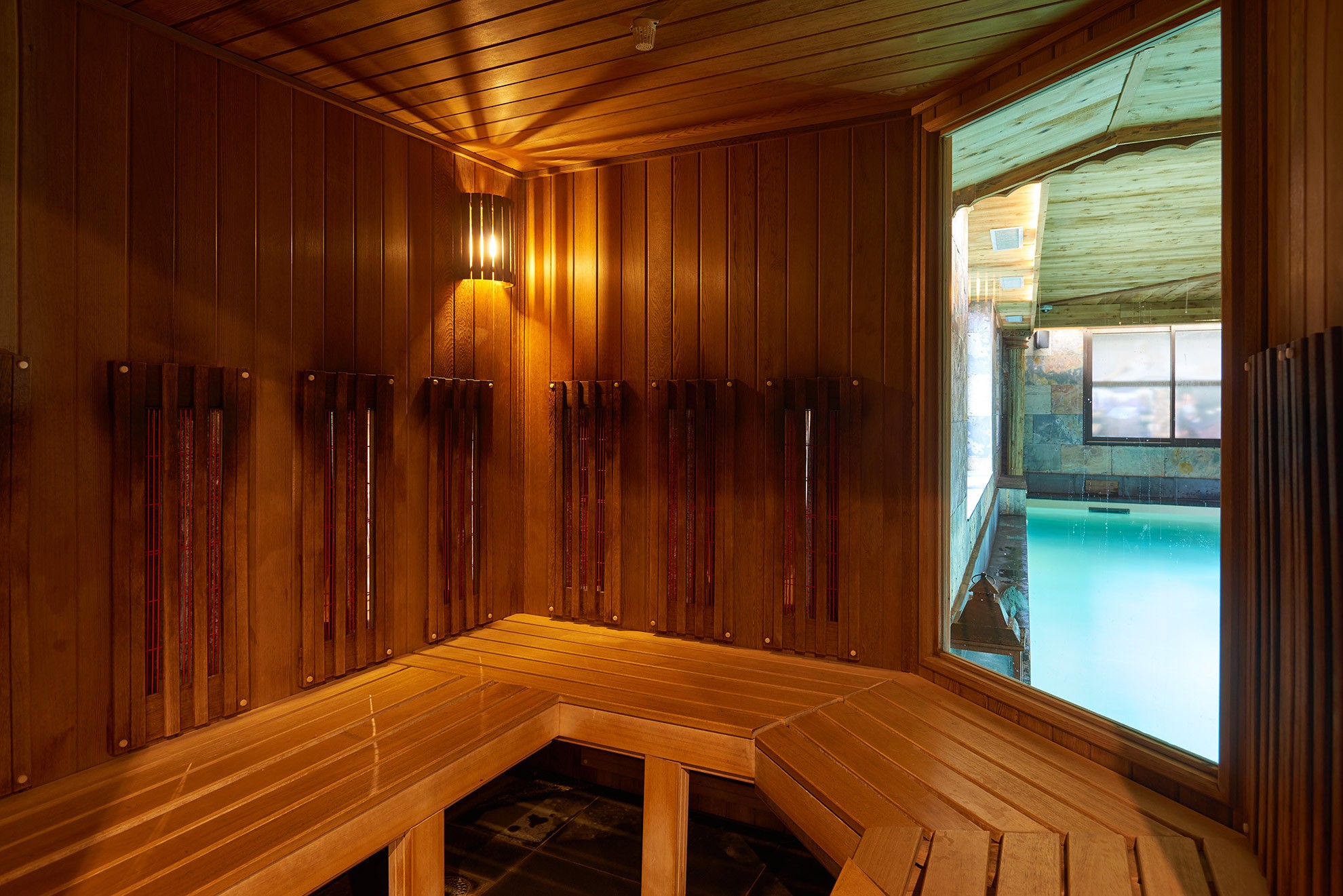 19/Spa/Sauna_spa_le_lion_d_or_hotel_pont_l_evque_2.jpg